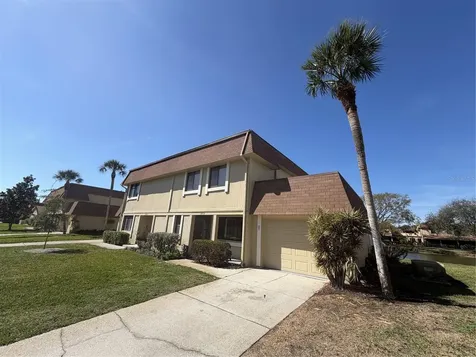 8414 17th Street N St Petersburg FL 33702
