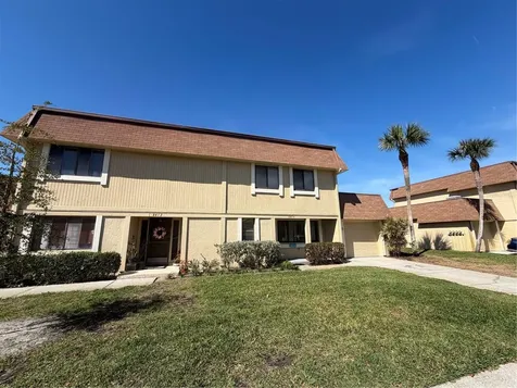 8414 17th Street N St Petersburg FL 33702