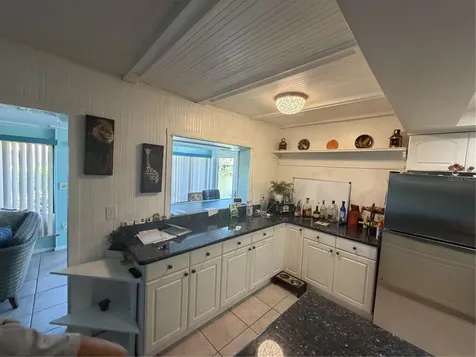 8414 17th Street N St Petersburg FL 33702
