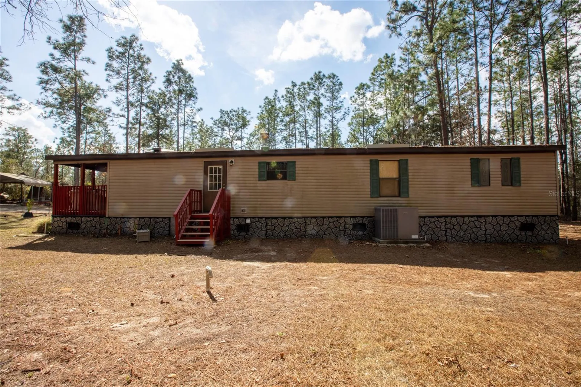 110 Hill Top Loop Hawthorne FL 32640