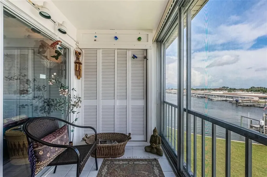 1 Boca Ciega Point Boulevard St Petersburg FL 33708