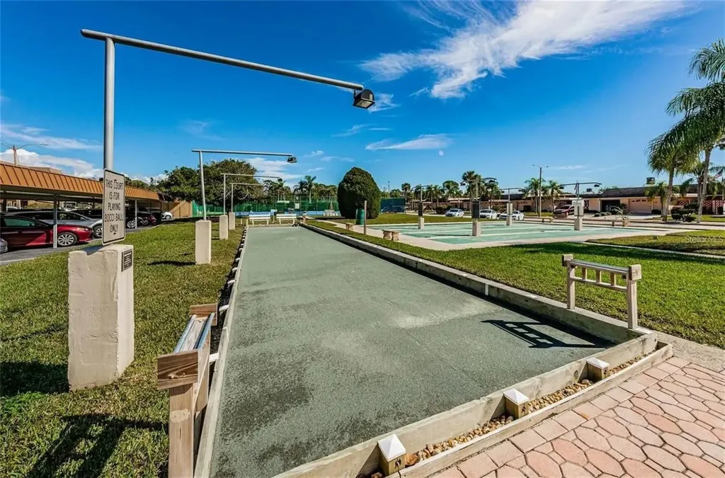 1 Boca Ciega Point Boulevard St Petersburg FL 33708