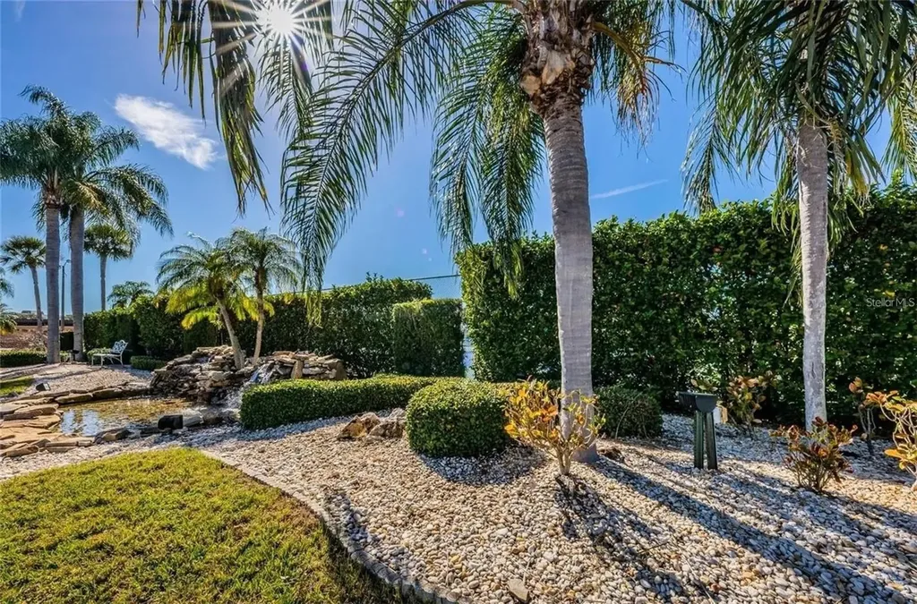 1 Boca Ciega Point Boulevard St Petersburg FL 33708