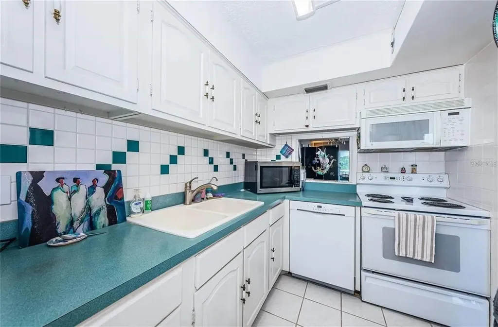 1 Boca Ciega Point Boulevard St Petersburg FL 33708
