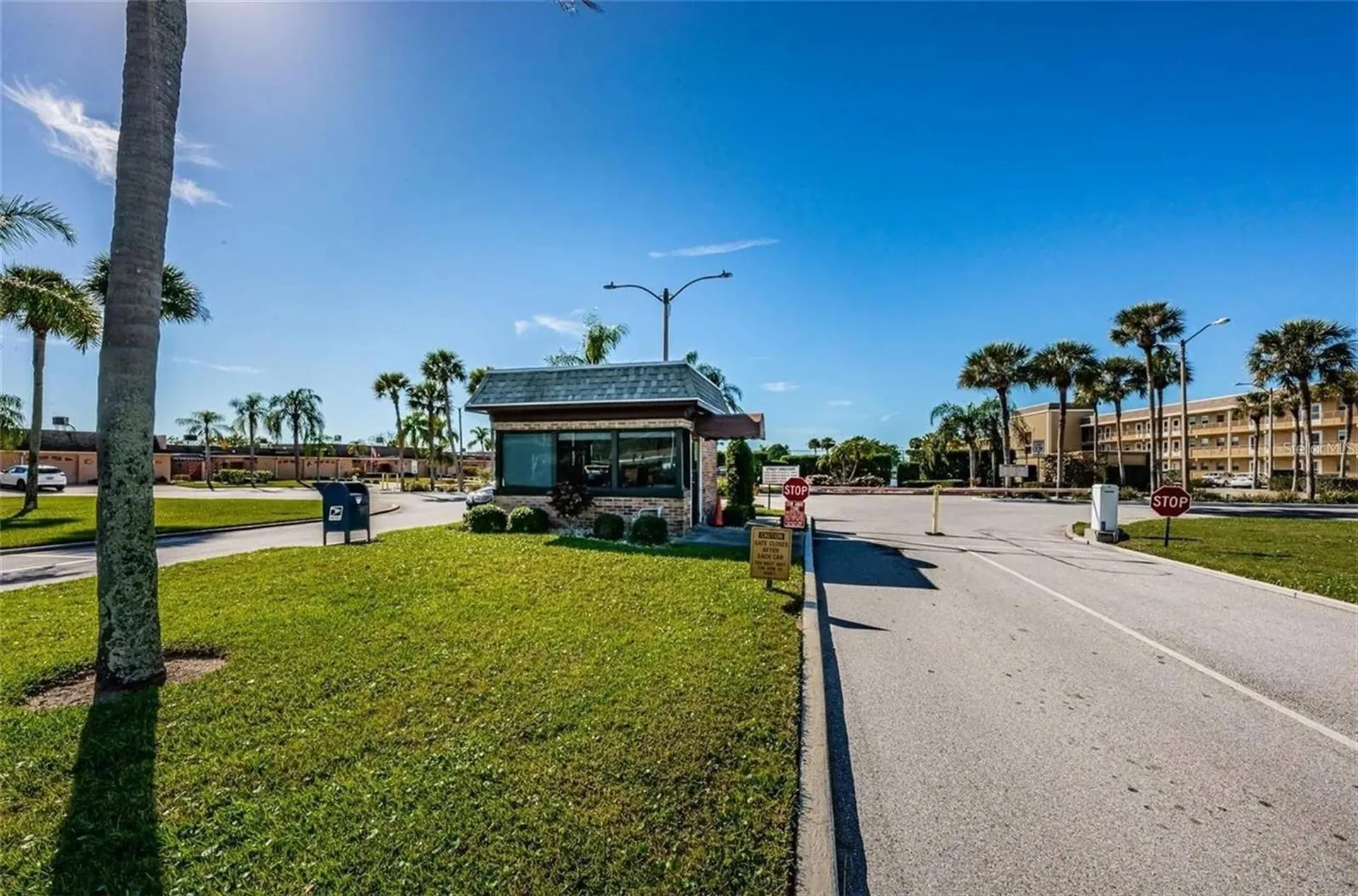 1 Boca Ciega Point Boulevard St Petersburg FL 33708