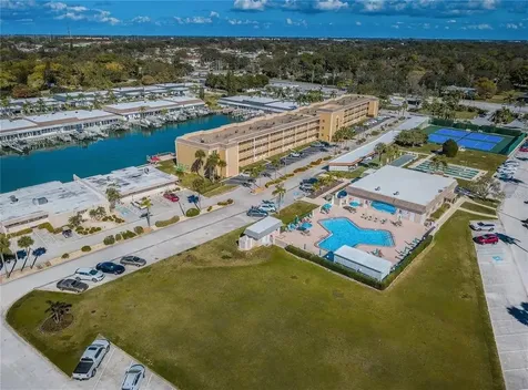 1 Boca Ciega Point Boulevard St Petersburg FL 33708