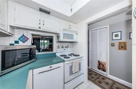 1 Boca Ciega Point Boulevard St Petersburg FL 33708