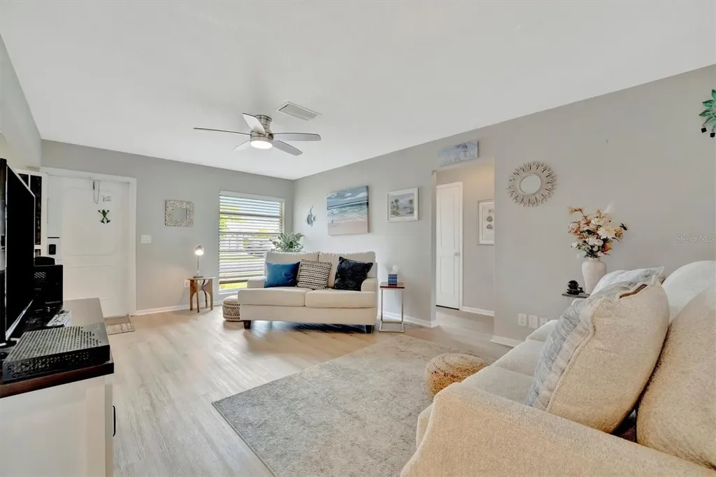 4105 35th Avenue W Bradenton FL 34205