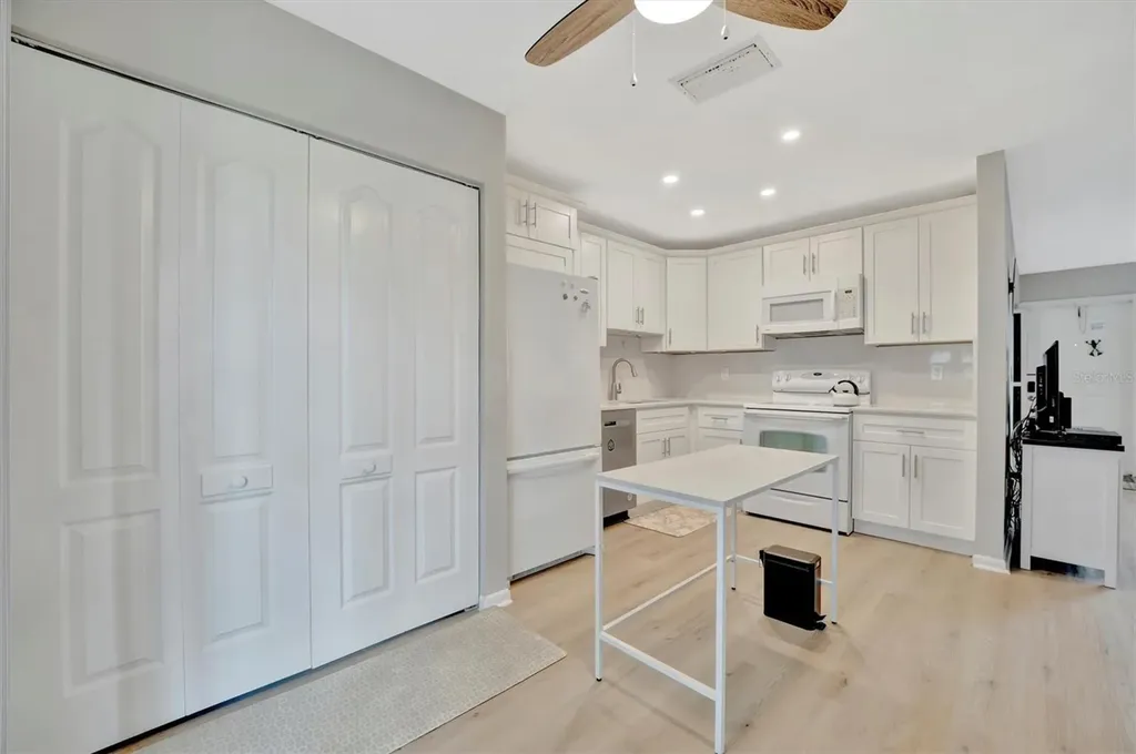 4105 35th Avenue W Bradenton FL 34205