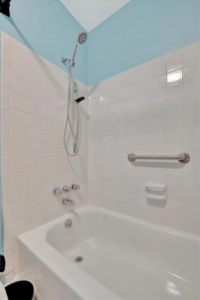 4105 35th Avenue W Bradenton FL 34205