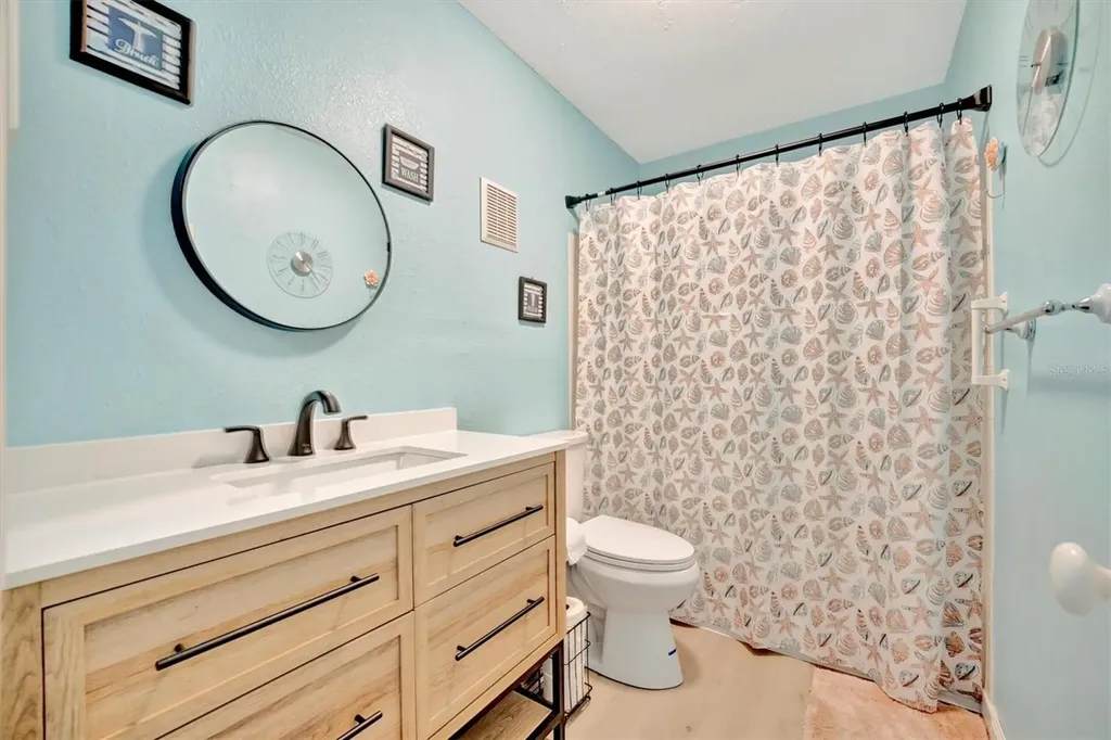 4105 35th Avenue W Bradenton FL 34205