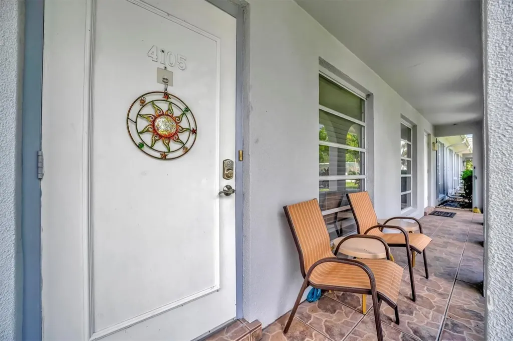 4105 35th Avenue W Bradenton FL 34205
