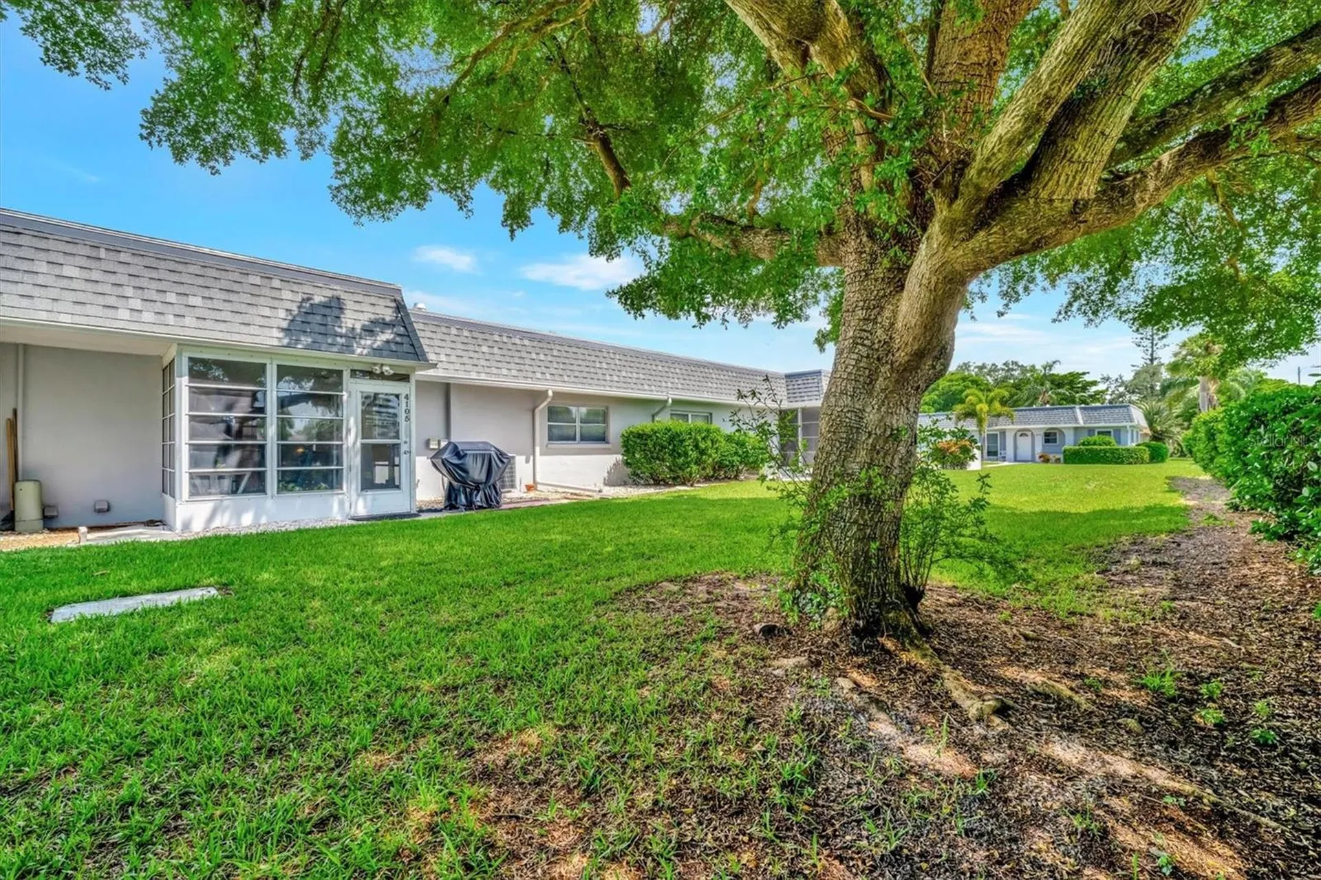 4105 35th Avenue W Bradenton FL 34205