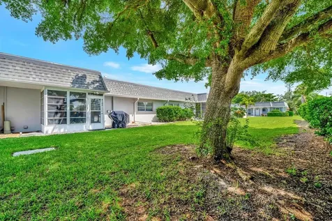 4105 35th Avenue W Bradenton FL 34205