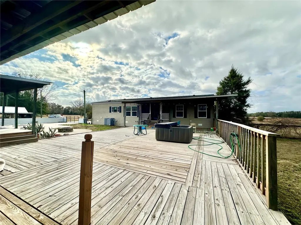 237 SW Baron Glen Fort White FL 32038