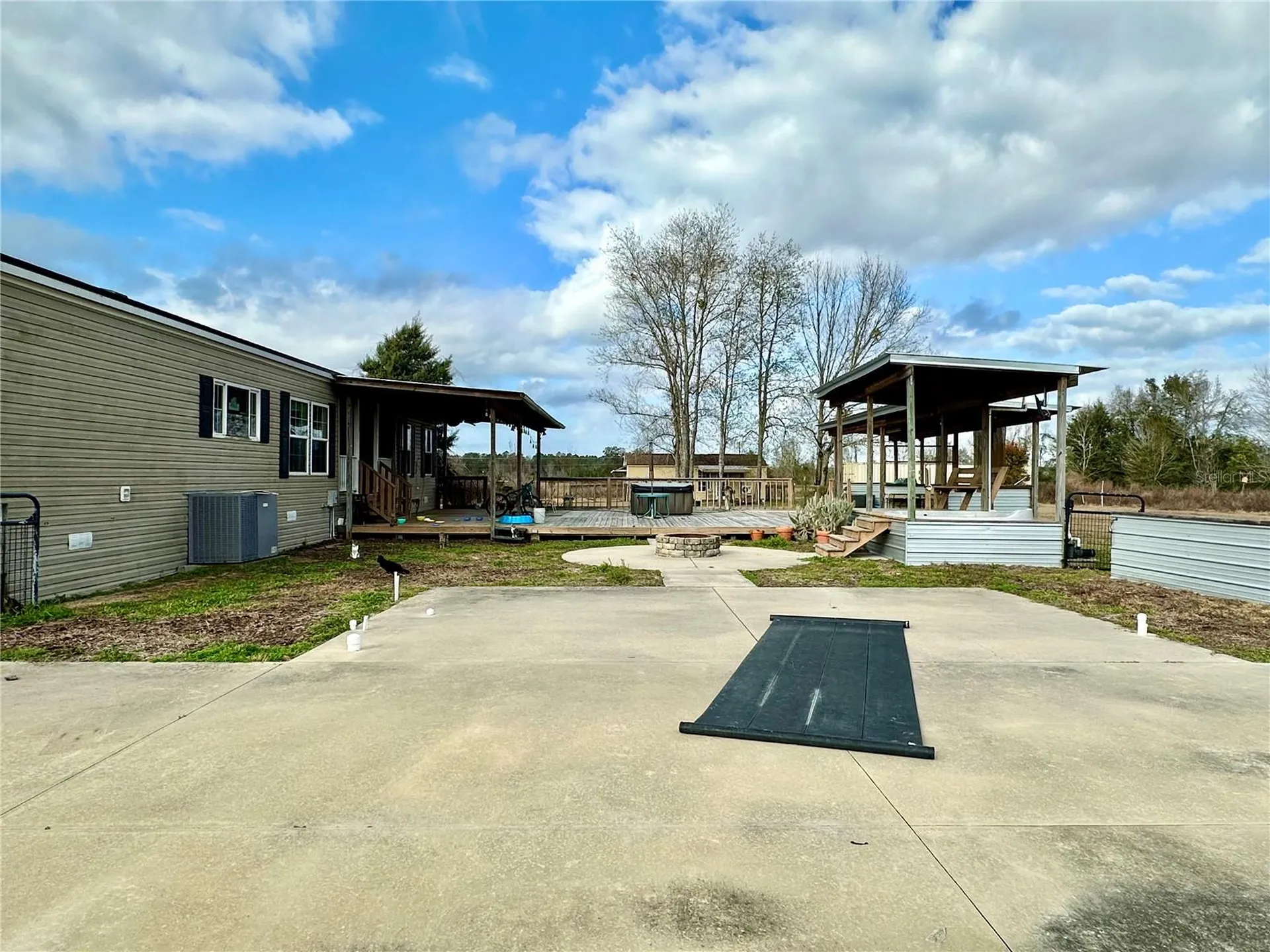 237 SW Baron Glen Fort White FL 32038