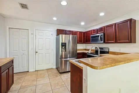 113 Glowing Peace Lane Orlando FL 32824