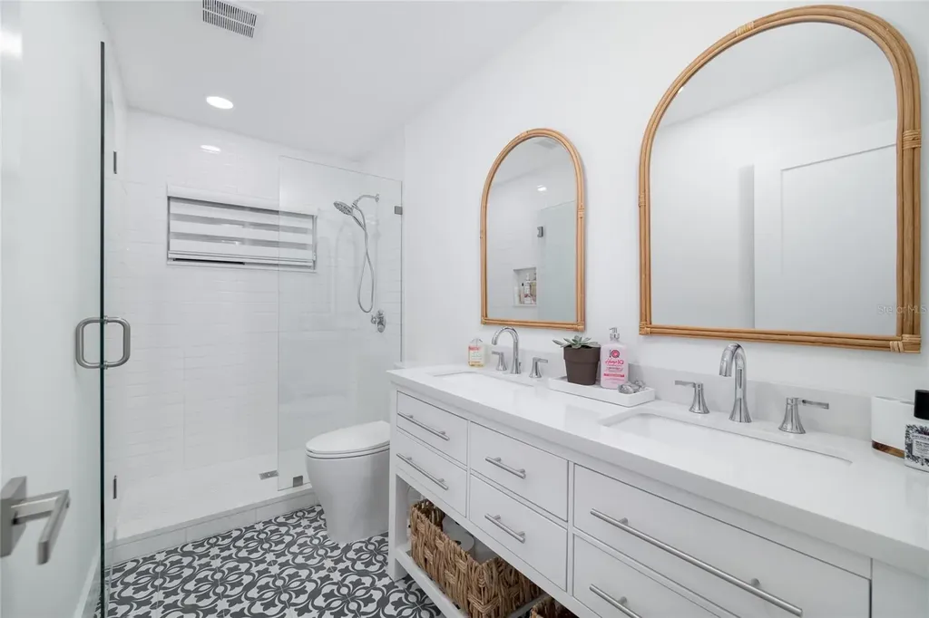 1104 Beach Trail Indian Rocks Beach FL 33785