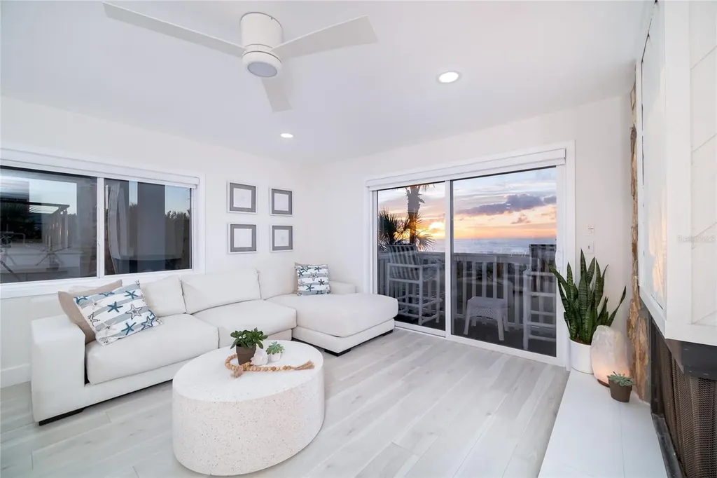 1104 Beach Trail Indian Rocks Beach FL 33785
