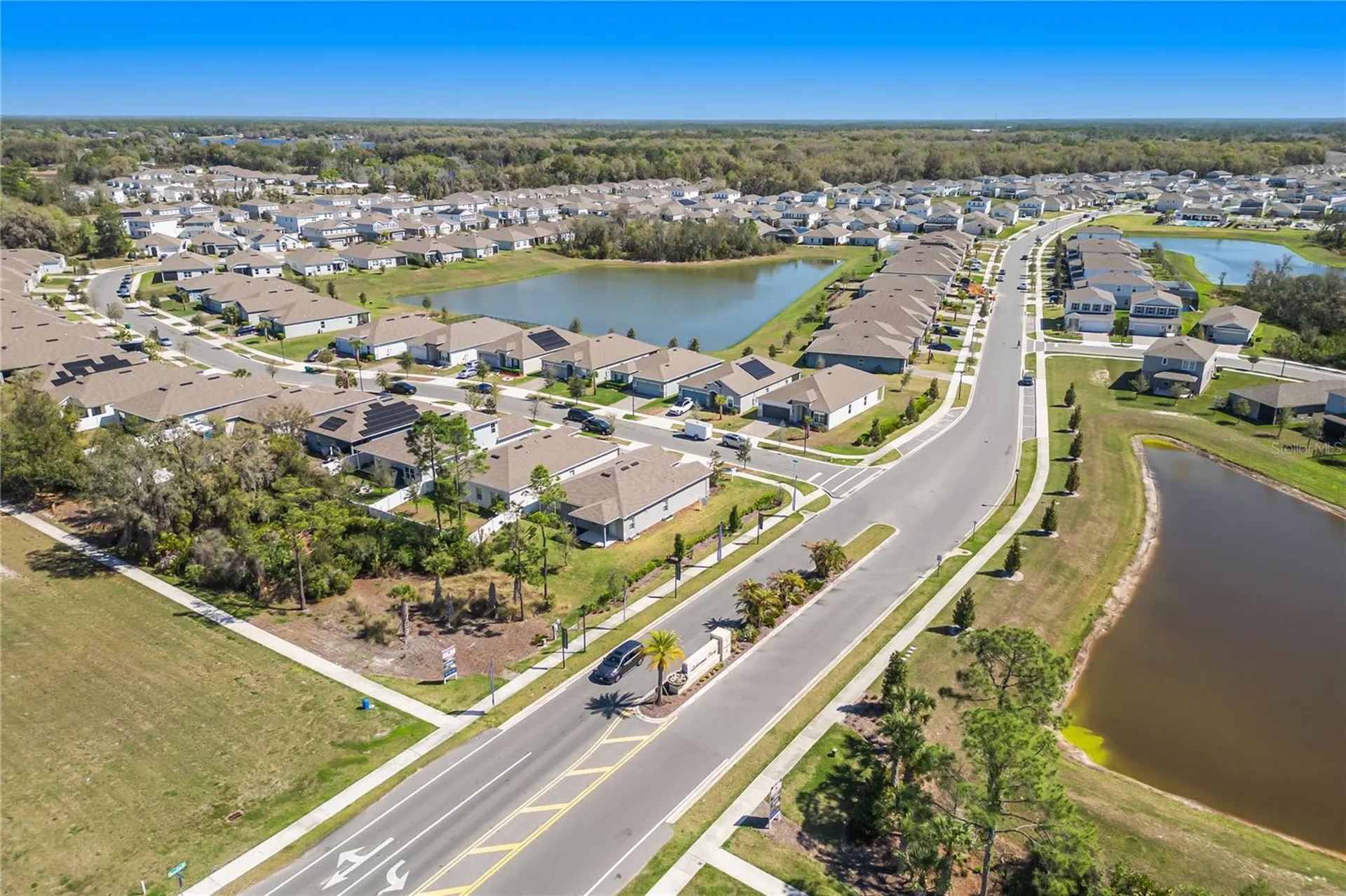 1073 Chelan Falls Drive Deland FL 32724