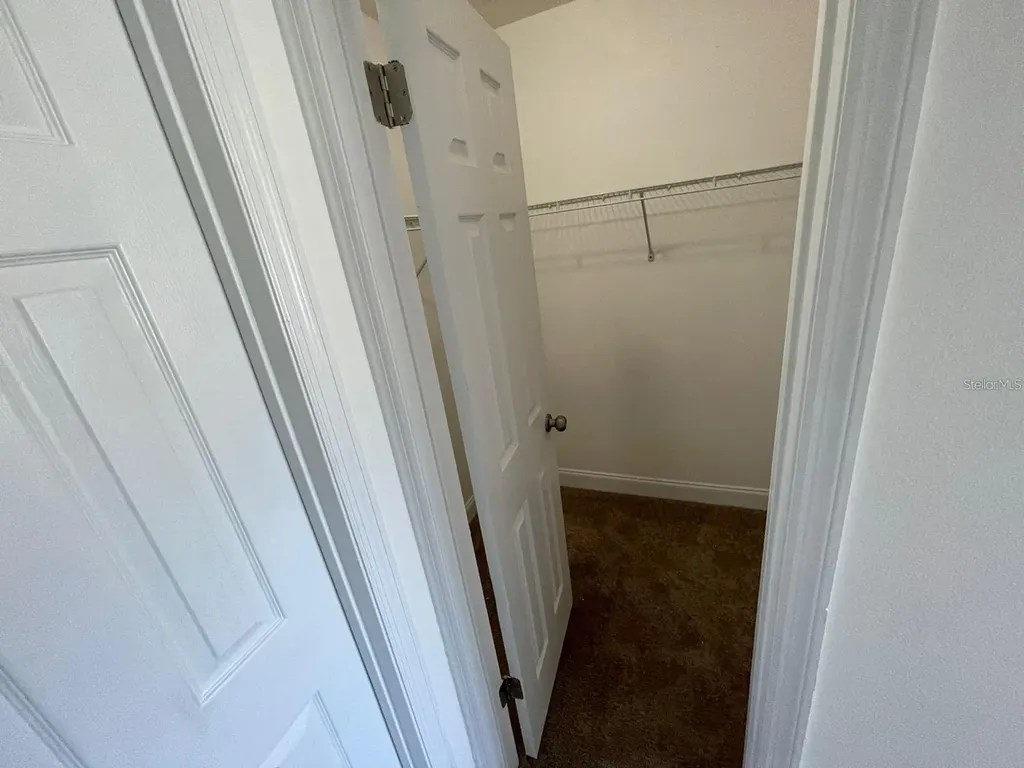 198 N Lake Court Kissimmee FL 34743
