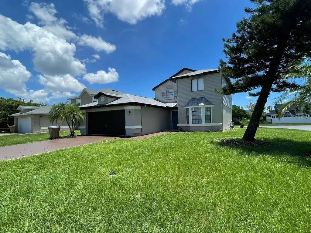 198 N Lake Court Kissimmee FL 34743