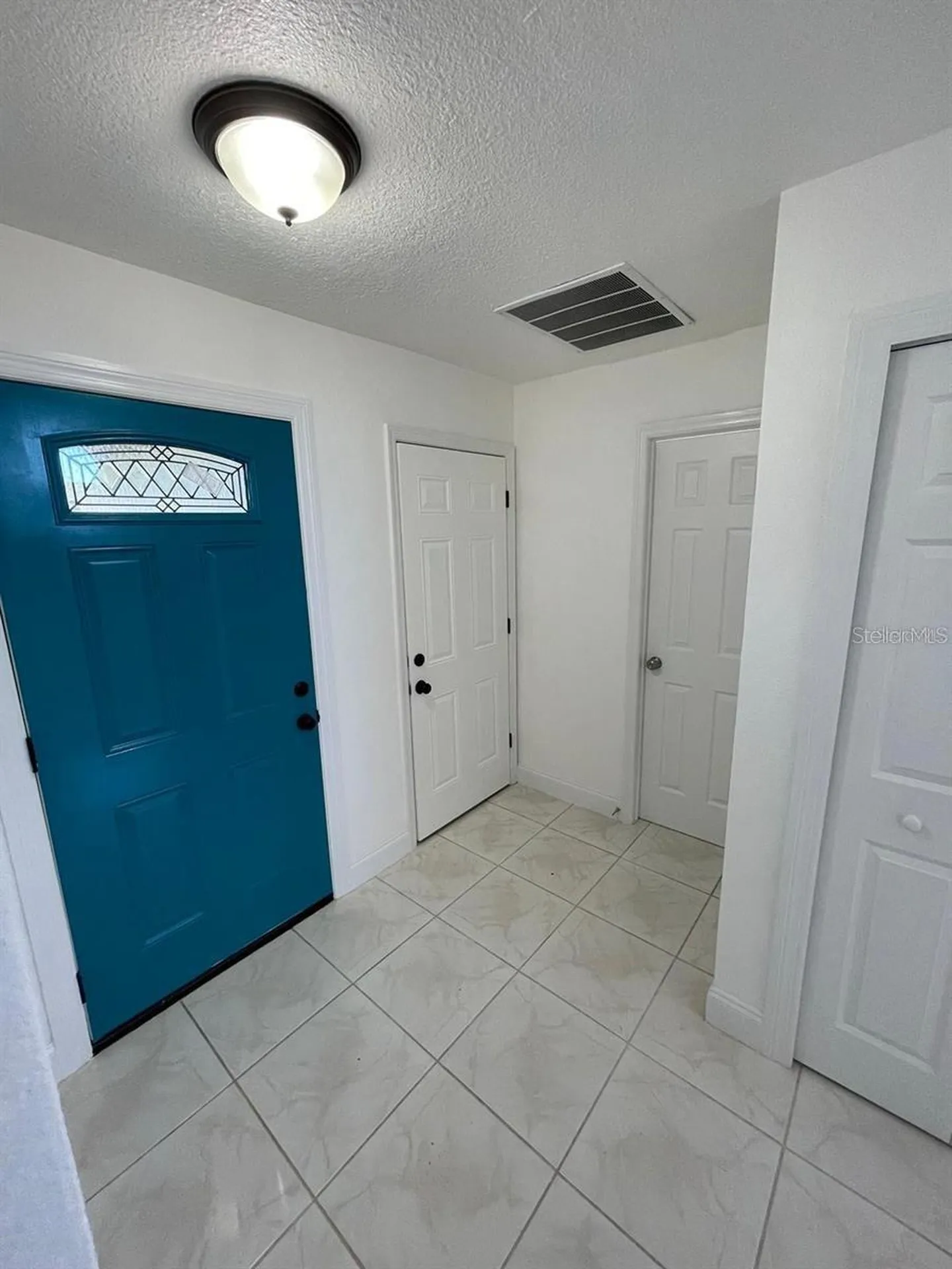 198 N Lake Court Kissimmee FL 34743