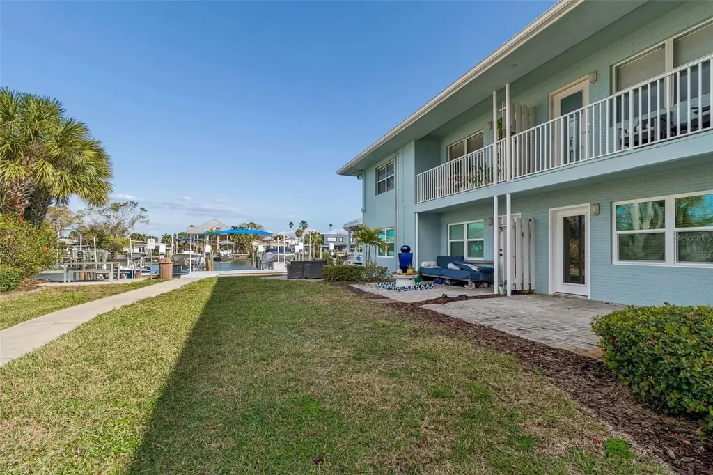 300 Venetian Drive Clearwater FL 33755