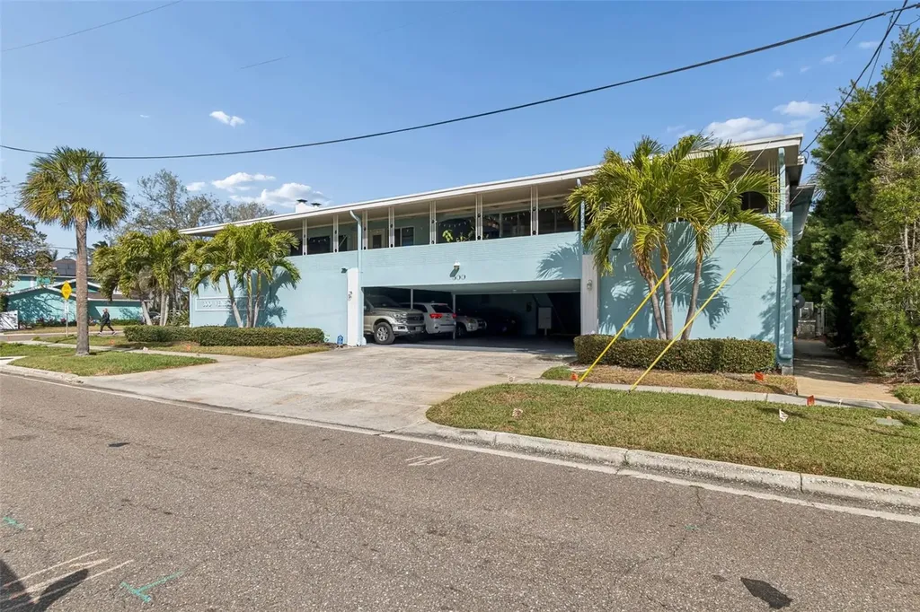 300 Venetian Drive Clearwater FL 33755
