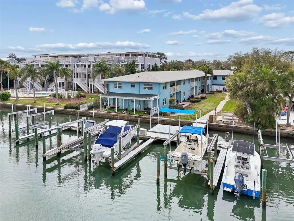 300 Venetian Drive Clearwater FL 33755
