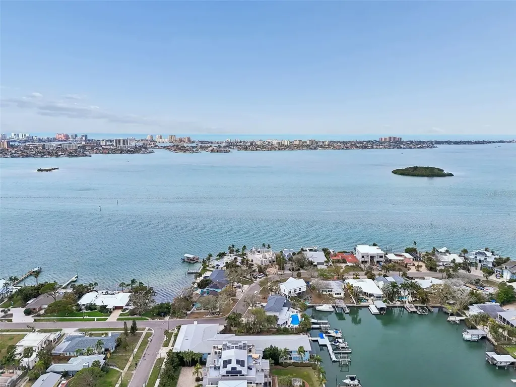 300 Venetian Drive Clearwater FL 33755
