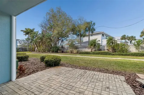 300 Venetian Drive Clearwater FL 33755