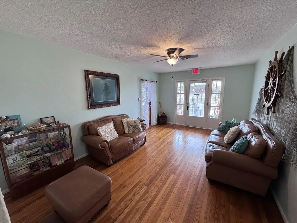 930 W Main Street Avon Park FL 33825