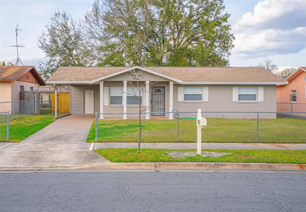 4911 Elese Street Orlando FL 32811