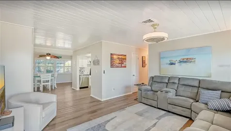 1019 Beach Manor Center Venice FL 34285