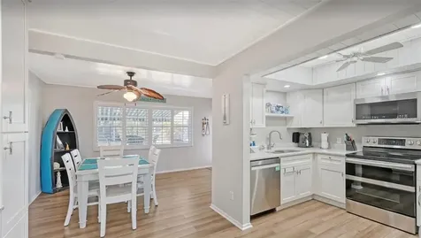 1019 Beach Manor Center Venice FL 34285