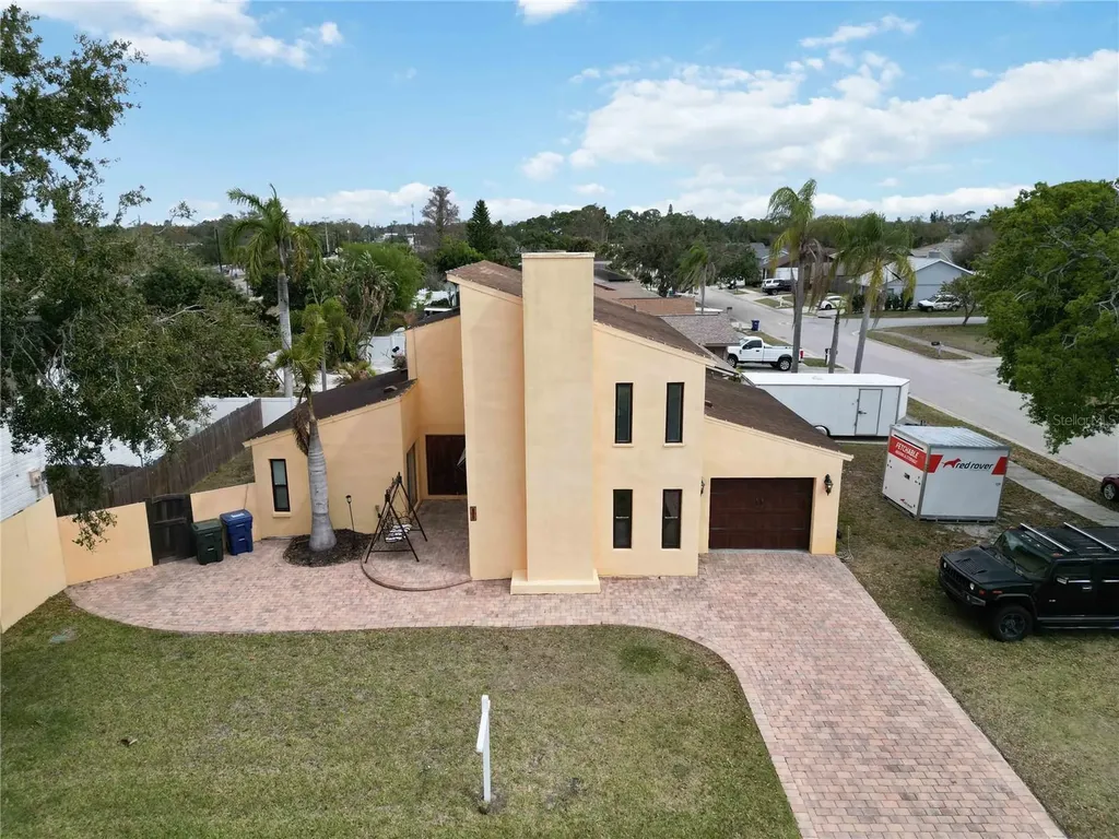 6515 Mauna Loa Boulevard Sarasota FL 34241