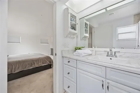 6515 Mauna Loa Boulevard Sarasota FL 34241