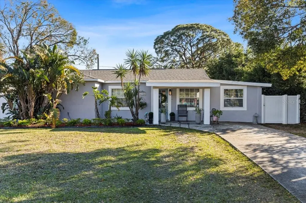 4106 W Bay View Avenue Tampa FL 33611