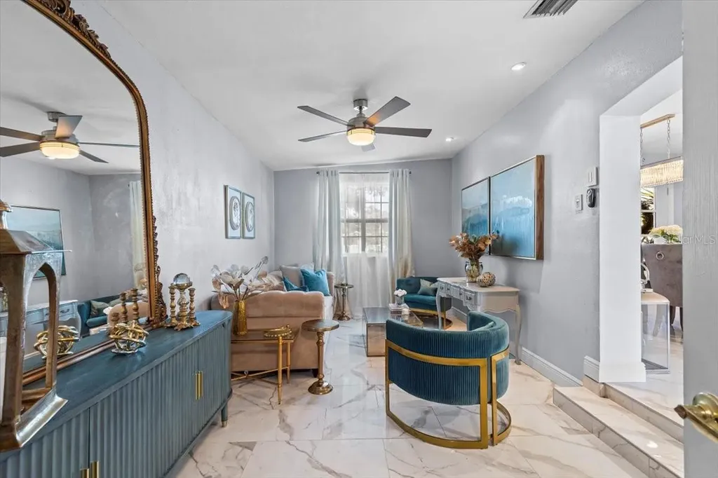 4106 W Bay View Avenue Tampa FL 33611