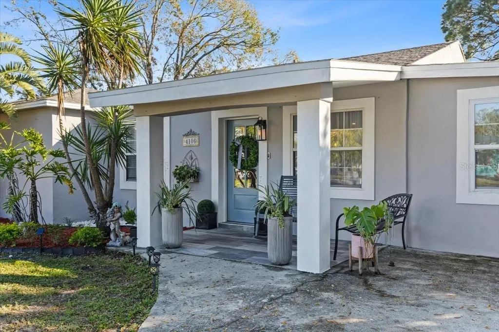 4106 W Bay View Avenue Tampa FL 33611