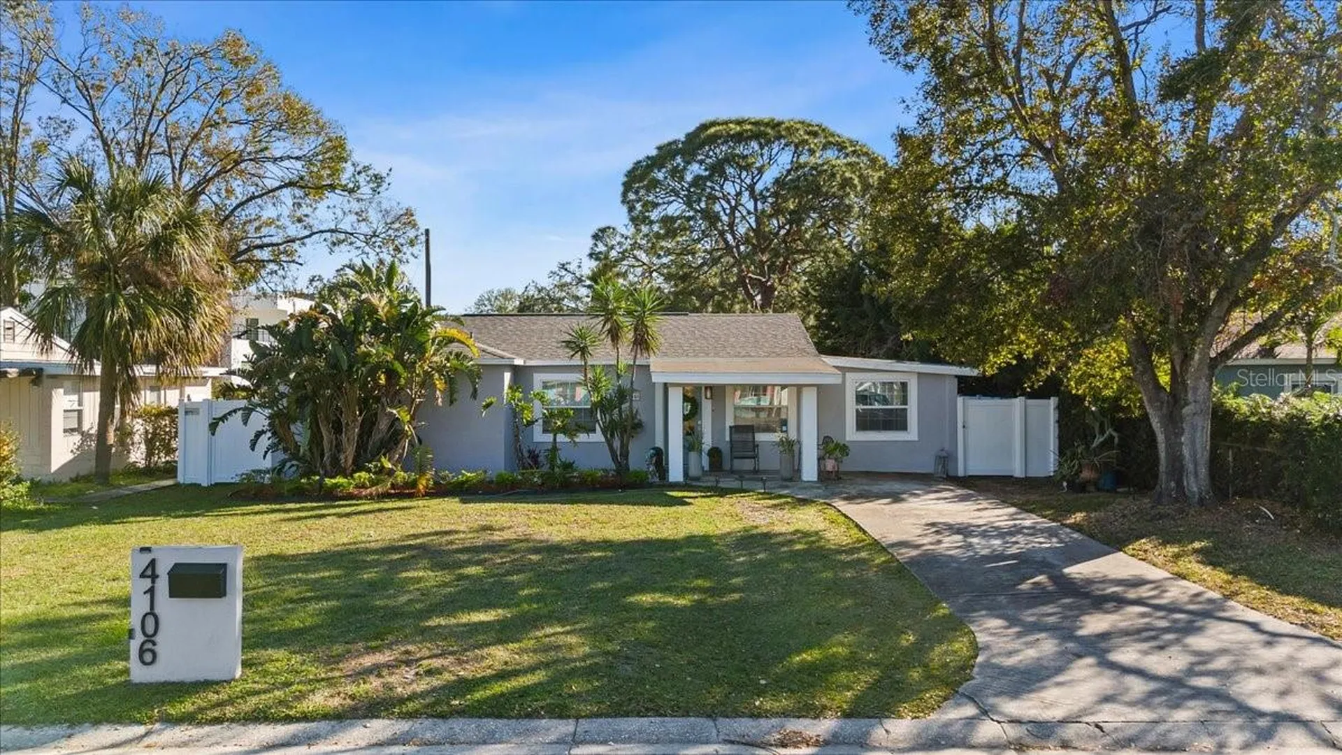 4106 W Bay View Avenue Tampa FL 33611