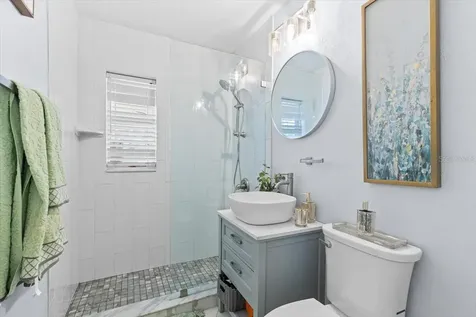 4106 W Bay View Avenue Tampa FL 33611