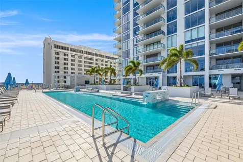 301 1st Street S St Petersburg FL 33701