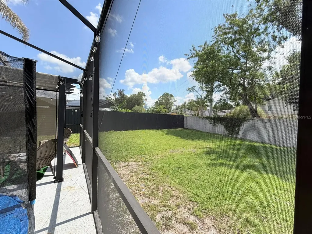 15401 Deerglen Drive Tampa FL 33624