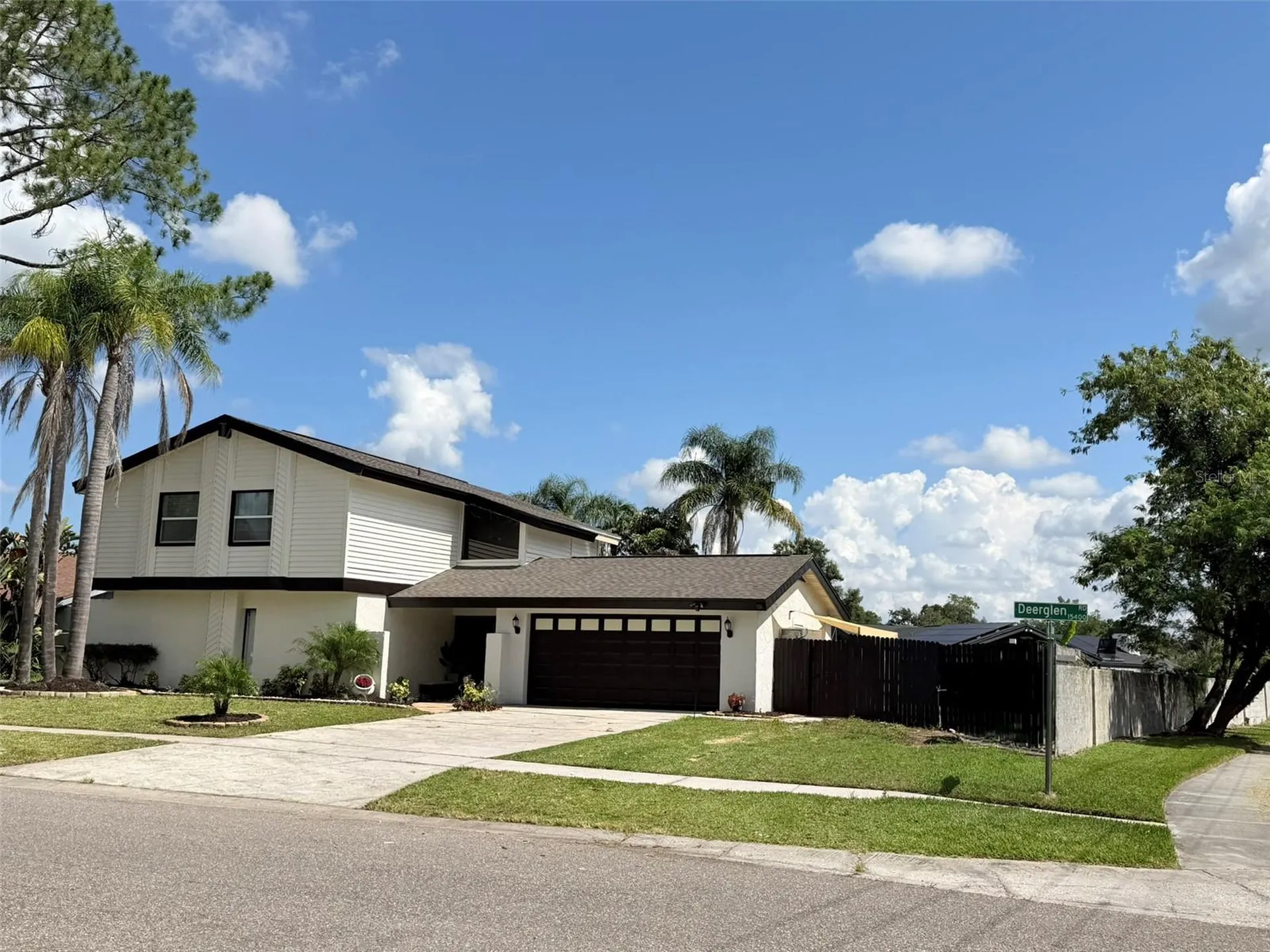 15401 Deerglen Drive Tampa FL 33624