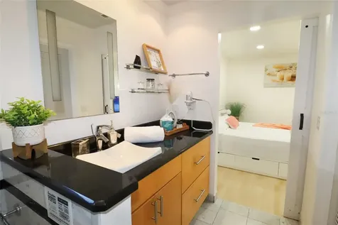 15401 Deerglen Drive Tampa FL 33624