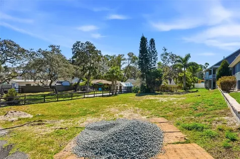1604 Butler Court Tarpon Springs FL 34689