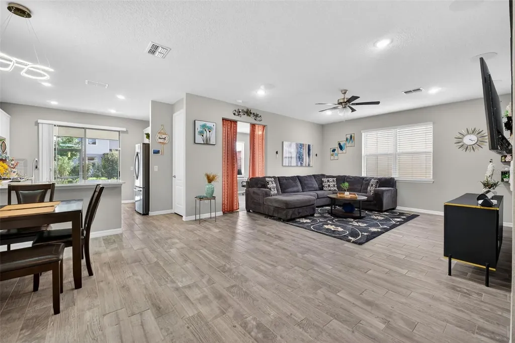 18056 Aero Avenue Land O Lakes FL 34638