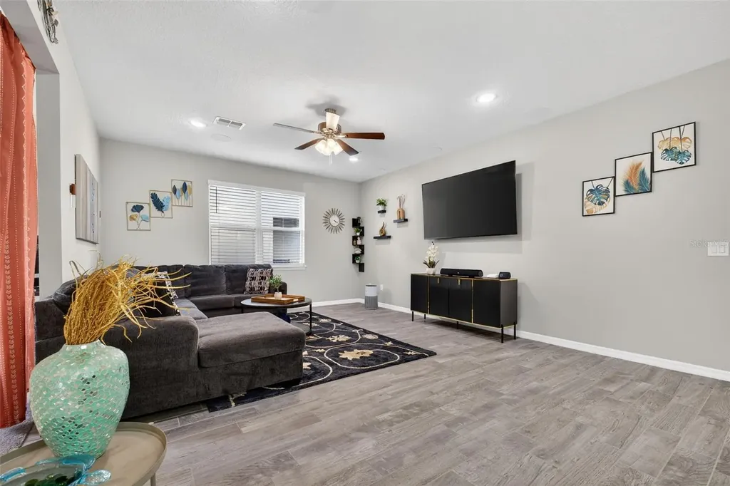 18056 Aero Avenue Land O Lakes FL 34638